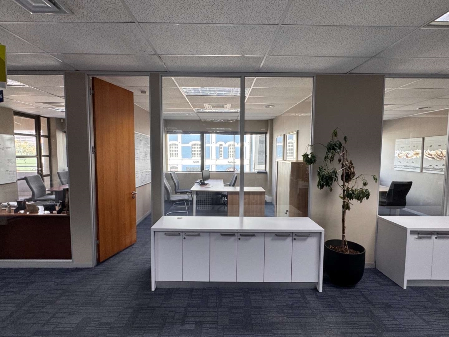 To Let Commercial Property for Rent in De Waterkant Western Cape
